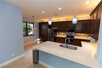 11660 Meadowrun Cir in Ft. Myers, FL - Building Photo - Building Photo