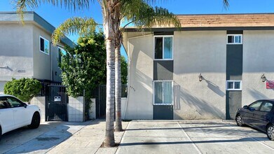 4030 Chamoune Ave in San Diego, CA - Foto de edificio - Interior Photo
