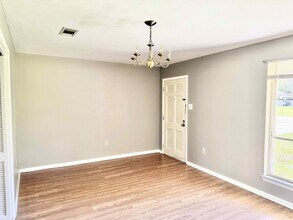 10389 Browning Dr in Baton Rouge, LA - Building Photo - Building Photo