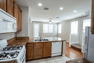 8362 Lower Trailhead Ave in Las Vegas, NV - Building Photo - Building Photo