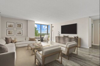 100 Forest Ave in Oak Park, IL - Building Photo - Building Photo