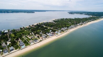 124 Asharoken Ave in Northport, NY - Building Photo - Building Photo