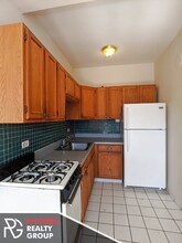 2234 W Wilson Ave, Unit 307 in Chicago, IL - Building Photo - Building Photo