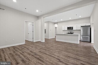 980 N Marshall St in Philadelphia, PA - Building Photo - Building Photo