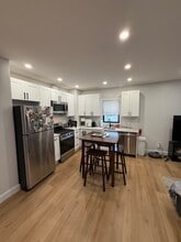42 Outwater Ln, Unit 4 in Garfield, NJ - Building Photo - Building Photo