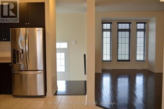 76 Rustle Woods Ave in Markham, ON - Building Photo - Building Photo