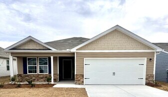 305 McCleary Ln in Macon, GA - Building Photo