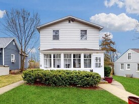 531 Fremont Ave in Lake Geneva, WI - Building Photo