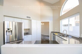 918 W Sun Coast Dr in Gilbert, AZ - Foto de edificio - Building Photo