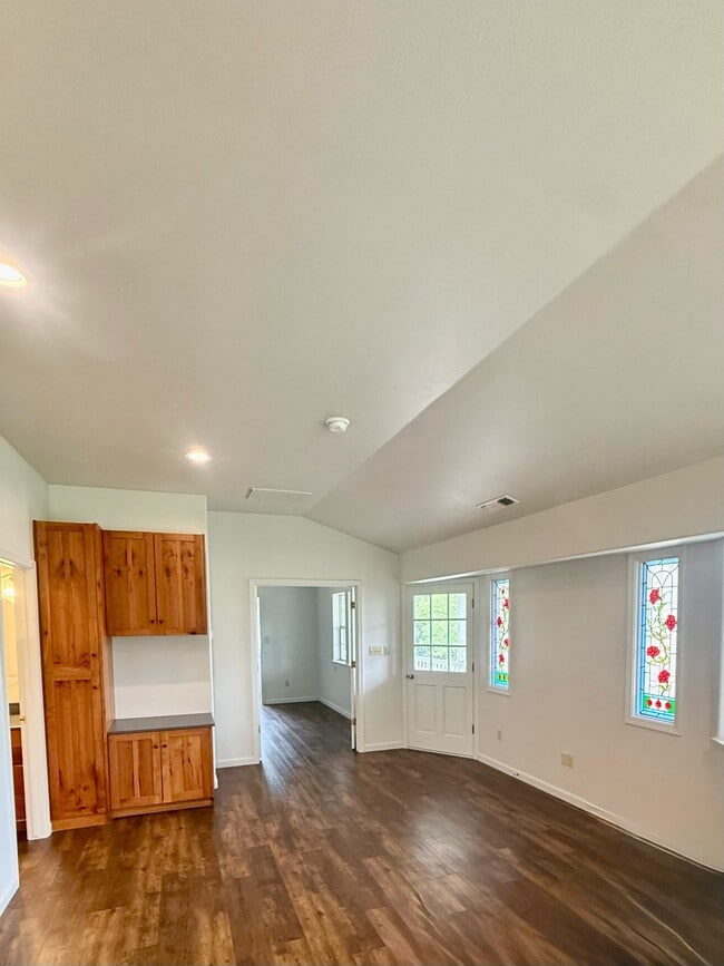 16083 Indian Springs Ranch Rd in Grass Valley, CA - Building Photo - Building Photo