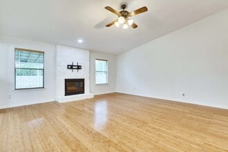 5403 Porsche Ln in Austin, TX - Building Photo - Building Photo