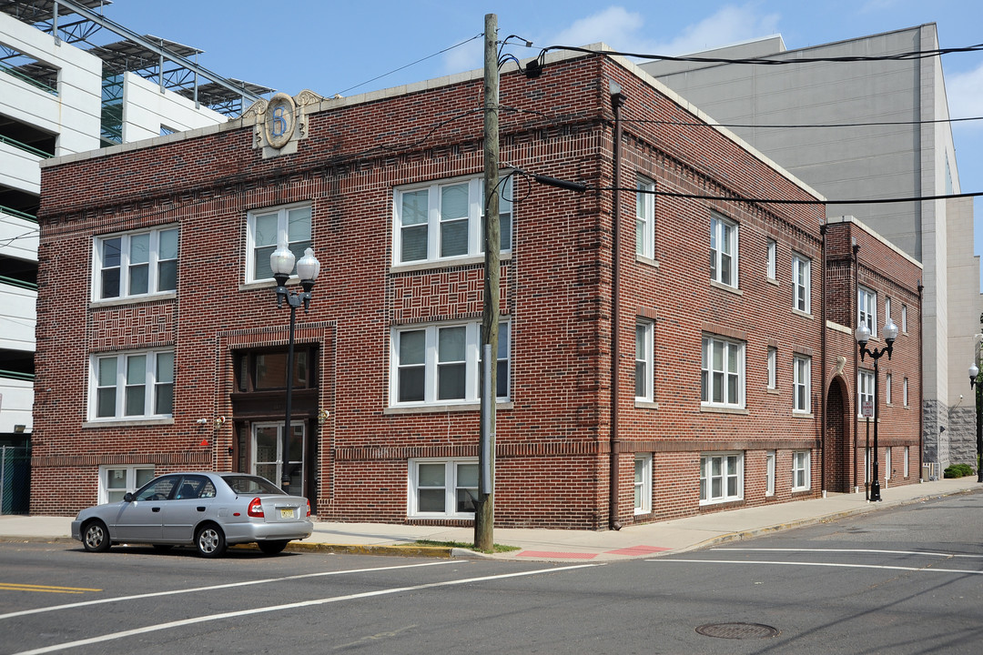 147 Welton St in New Brunswick, NJ - Foto de edificio