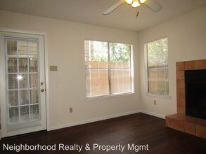 8906 Schick Rd in Austin, TX - Building Photo - Building Photo