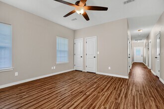 311 E Shepherd St in Denison, TX - Building Photo - Building Photo