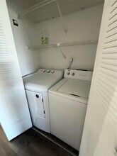 2866 Coral Springs Dr in Coral Springs, FL - Building Photo - Building Photo