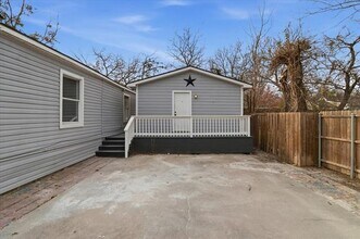 404 S Murray St in McKinney, TX - Building Photo - Building Photo