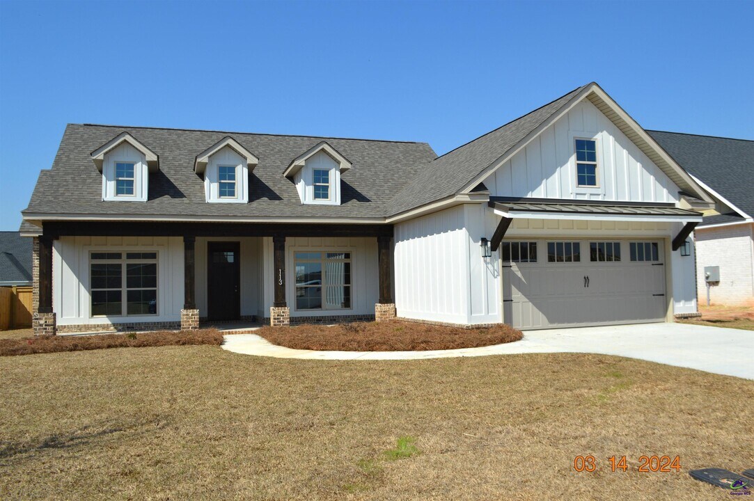 113 Fld Vw Ln in Kathleen, GA - Building Photo