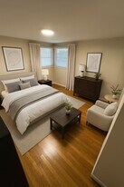 134 Lake St in Waltham, MA - Building Photo