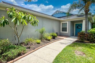 4639 Summerlake Cir in Parrish, FL - Building Photo - Building Photo