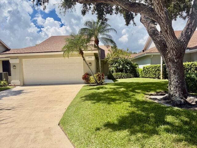 204 Cape Pointe Cir in Jupiter, FL - Building Photo - Building Photo