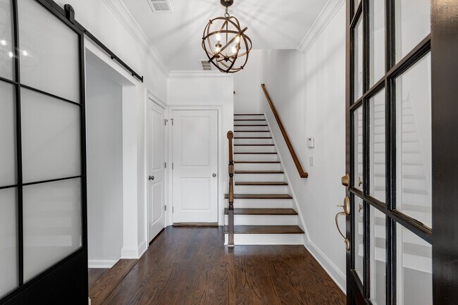 property at 1260 Lullwater Park Cir