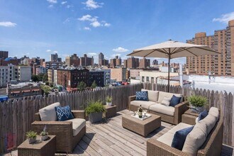 212 E 105th St, Unit 21 in New York, NY - Building Photo - Building Photo