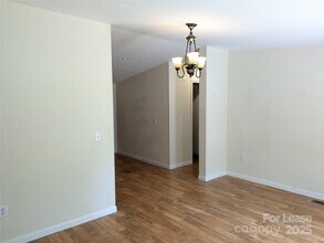 330 Judas Rd in Mooresville, NC - Building Photo - Building Photo