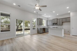 126 Reveille Dr in Kyle, TX - Building Photo - Building Photo