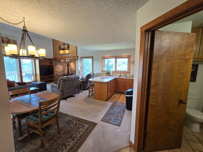 89 Valley View Dr in Pagosa Springs, CO - Building Photo - Building Photo