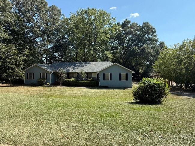 property at 1402 Northgate Dr