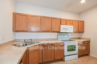 169 Dorothy Dr in Charleston, SC - Building Photo - Building Photo