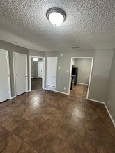 1701-1703 Georgia St in Arlington, TX - Building Photo - Building Photo