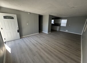 4420 W 19th Plaza in Gary, IN - Building Photo - Building Photo