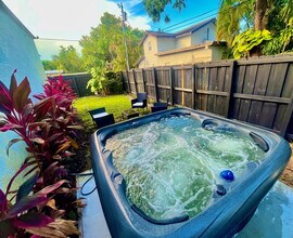 834 NE 14th Ave in Fort Lauderdale, FL - Building Photo - Building Photo