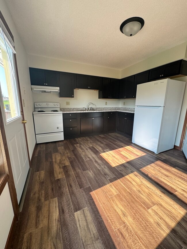 4132 Mary Pl in Eau Claire, WI - Building Photo - Building Photo