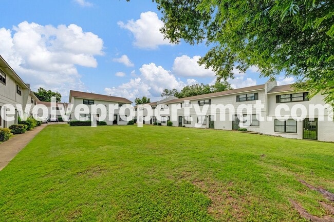 3450 Pruett Ct in Memphis, TN - Building Photo - Building Photo