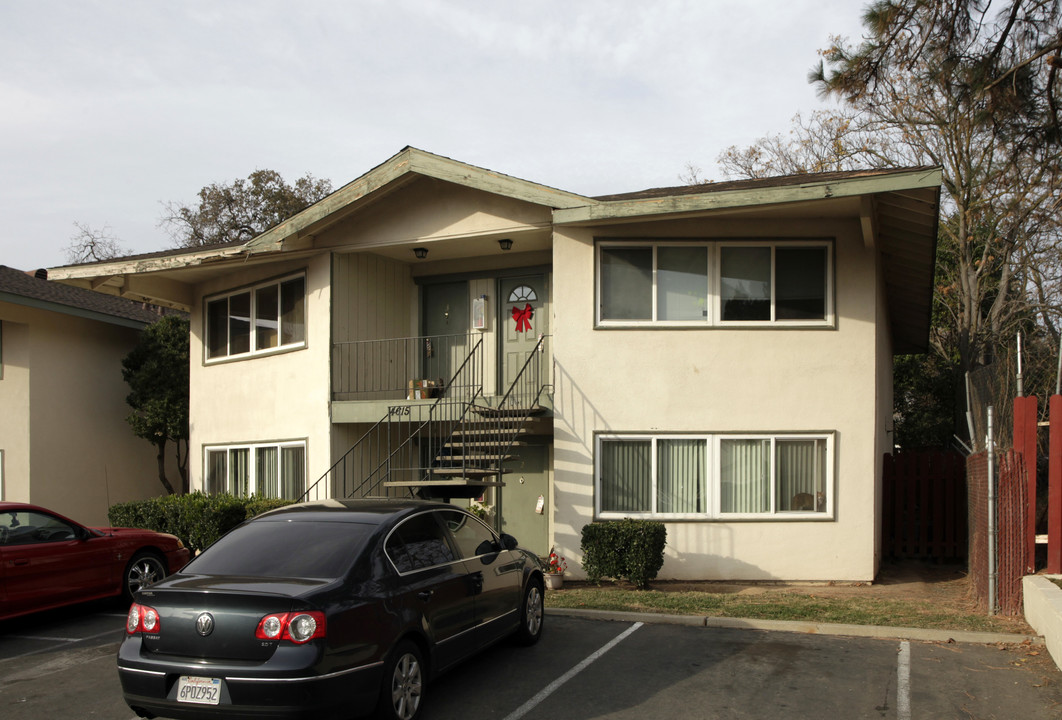 Ashdale Court Apartments in Sacramento, CA - Building Photo