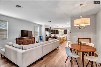 1545 W Marlin Dr in Chandler, AZ - Building Photo - Building Photo