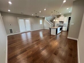 1224 Upton St in Houston, TX - Building Photo - Building Photo