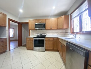 6 Cawfield St, Unit 1 in Boston, MA - Building Photo - Building Photo