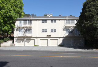 1720 San Carlos Ave in San Carlos, CA - Building Photo - Building Photo