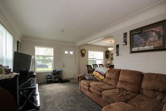 9317 Garfield Ave S in Minneapolis, MN - Building Photo - Building Photo