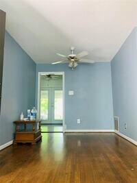 10535 Seaford Dr photo'