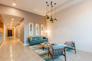 Homeroom Apartments in Portland, OR - Building Photo
