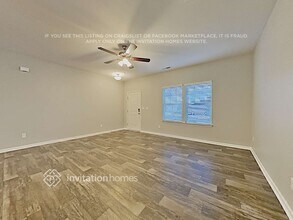 124 Abel Peterson Dr in Mount Holly, NC - Building Photo - Building Photo