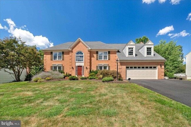 8608 Oak Brook Ln in Fairfax Station, VA - Building Photo - Building Photo