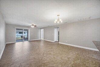 8495 Dinnano St in Port Charlotte, FL - Building Photo - Building Photo