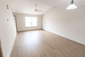 3611 Zinnia Dr in Columbia, MO - Building Photo - Building Photo