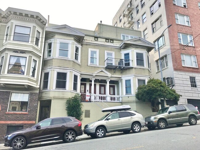 327 Presidio Ave in San Francisco, CA - Building Photo - Building Photo