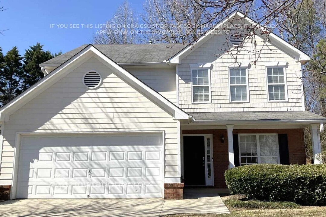 3165 Wrenwood Ct in Loganville, GA - Building Photo